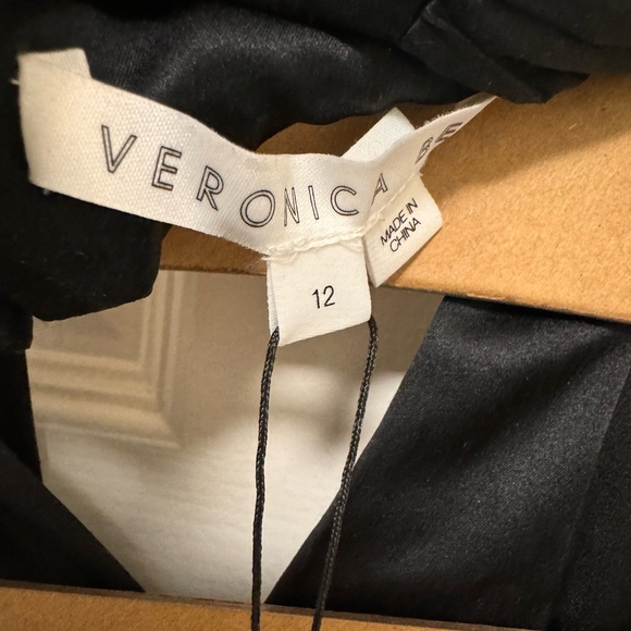 Veronica Beard Alberta Silk Evening Gown in Black🥂 - Picture 9 of 12